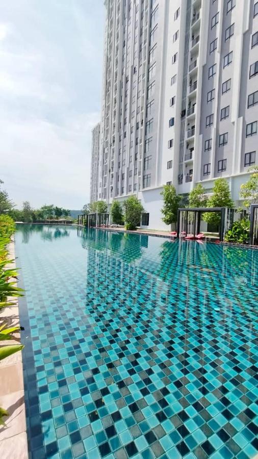 Theolive Family Suite @Klia By Honey Homestay Sepang Exterior photo